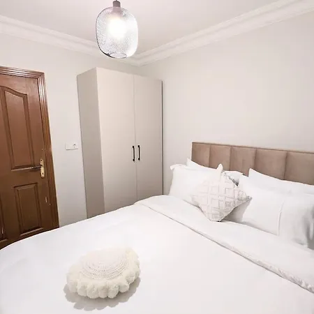 Superb & Elegant 3-bedroom Apt, Osmanbey * اسطنبول